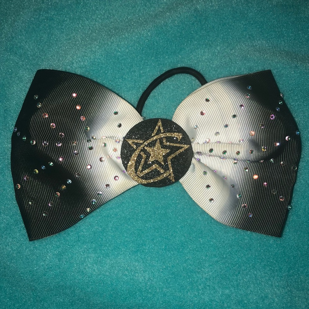 Champion Cheer Bow